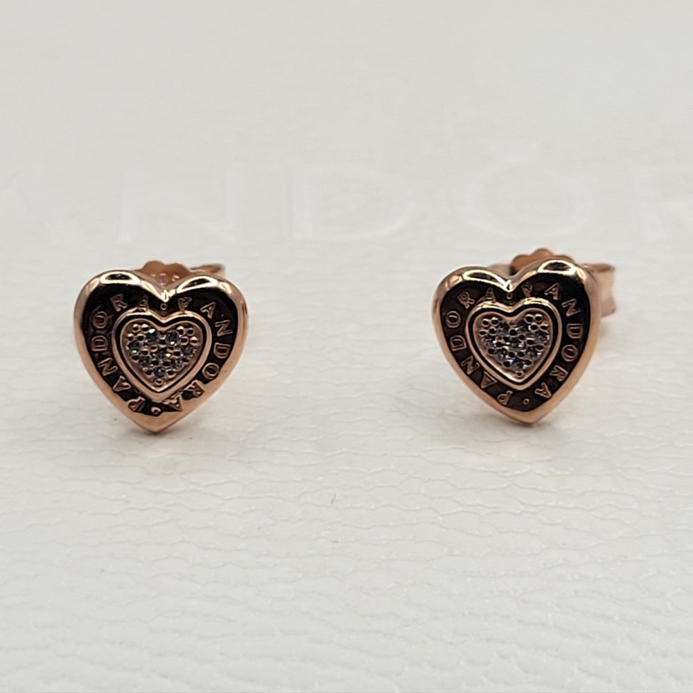 ❤️ Authentic Pandora ⭐️RETIRED⭐️ SIGNATURE STUD EARRINGS